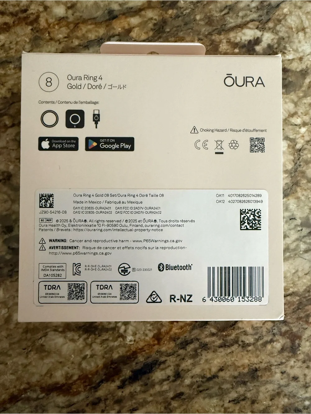 Brand new Oura Ring in Gold - Gen 4 - Size 8